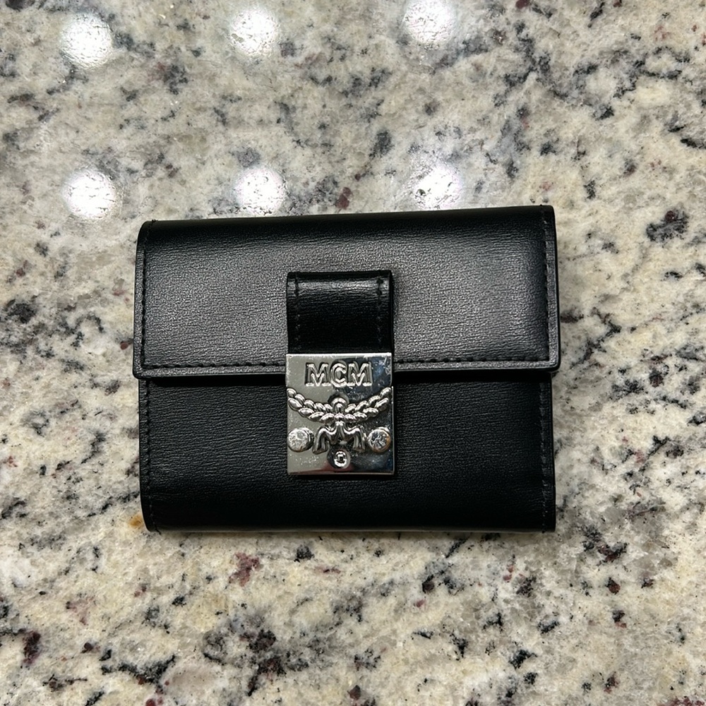 Wallet trifold MCM
